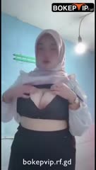 COM – [kF90OBU8U9C] buguru salsa pakek baju dinas putih (480)