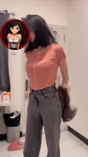 Wulan ganti baju