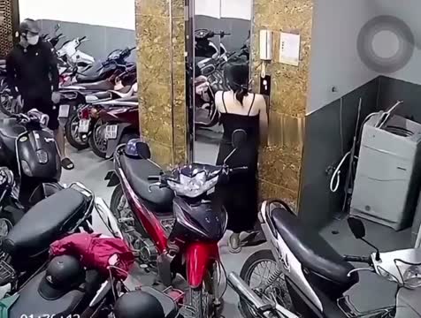 Hati hati buat para wanita