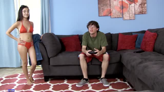 Kiley Jay – Remote Control