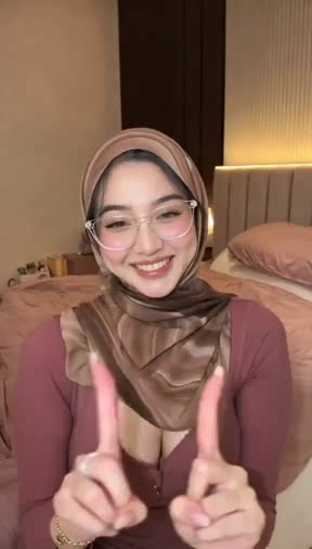 Nunggu tamu datang