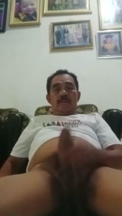 Pakde kumis coli