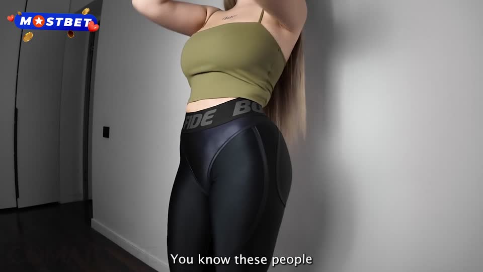 Fitness Girl in Tight Leggings Seduced Me after Gym