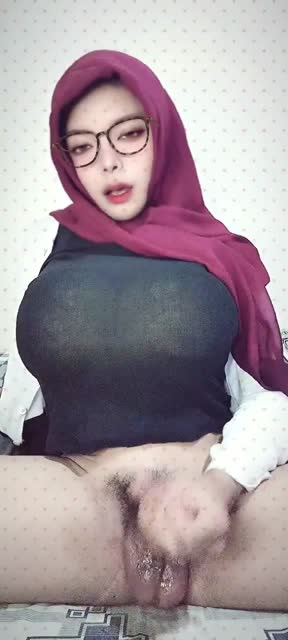 Shemale Tobrut cantik