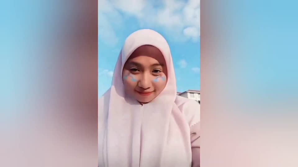 Nurul Zulaikha Roslan Melancap (1080)