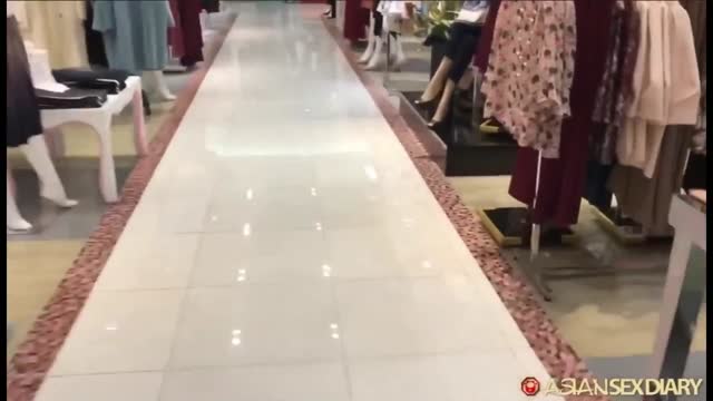 Baru kenalan langsung check