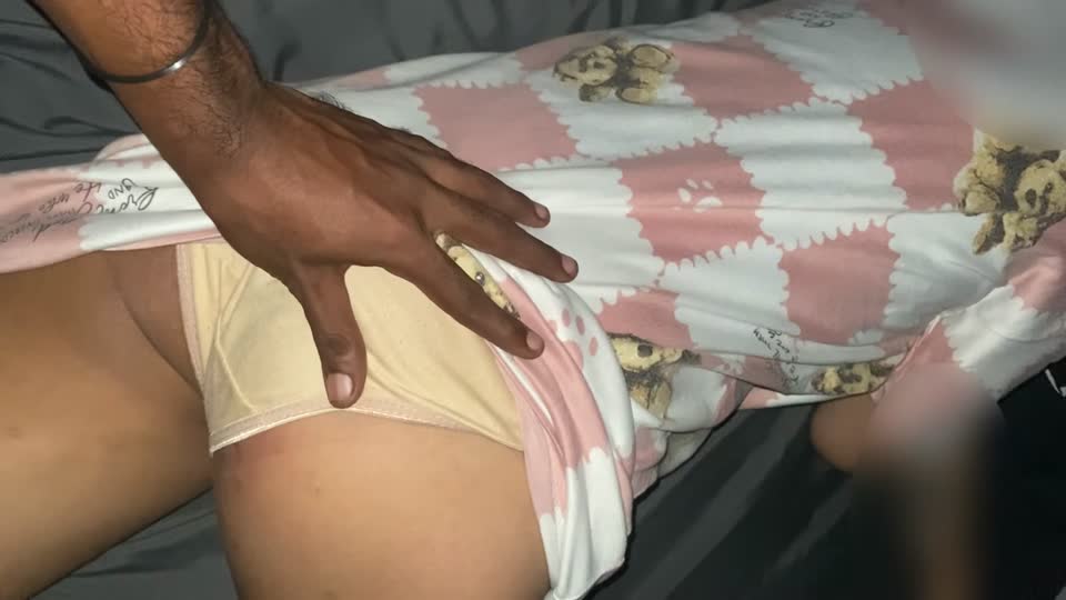 Keluhan adik ipar perempuan saat dia lelah feat Ichaaa Indonesia Imut Payudara Alami Besar 18 Tahun Pasangan HD Porn