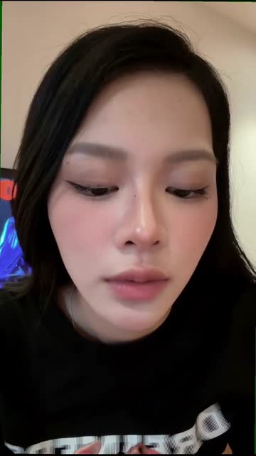 (1)Lagi make up