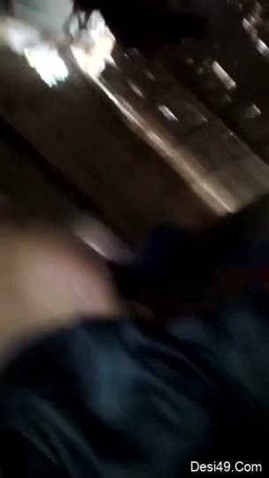gadis desa di ewe di rumah kosong