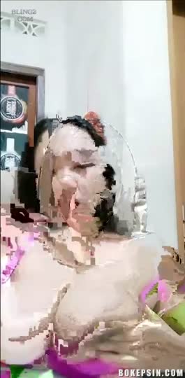Flo Jilat Puting