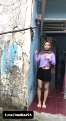 ABGe Hijab Berani Eksib di Luar Rumah