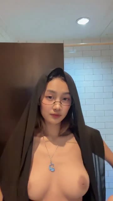 Bokep Indo SaveTwitter.Net_Kq82eyzATEbF0vSB_(1280p)