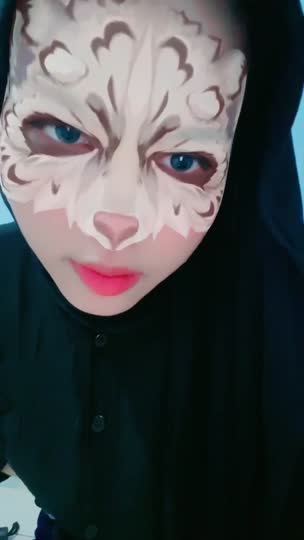 경건하지만 장난꾸러기 3
