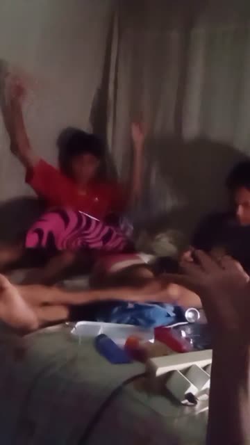 Bokep Indo qcNFsarx_HyZ7rxp