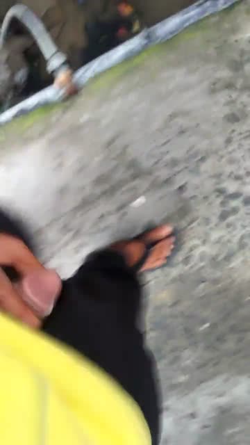 Suka eksib on X sambil jalan httpstcop6qhziRGI7