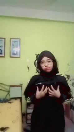 DiIuar kliatan keciI pas dibuka gede jga