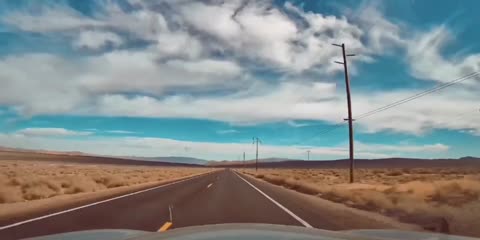The scenery outside the car is so refreshing7