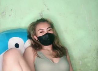 AEL Ucil Ngangkang Spill Memeknya Nih Doi Legit