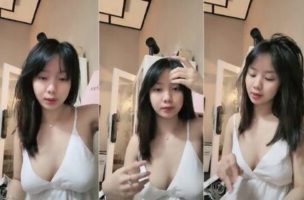 Evelin Makin Berani Tanpa Bra Centil Gini Instagram