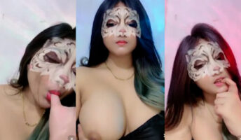 Kak Vera Cantik Pelorot Baju Pamer Uting 16134850 Dream