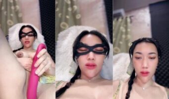 Kurang Enak Pake Mainan Sex Sini Temenin Azura Mochi HOT51