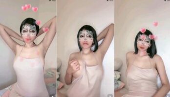 Ocyeanic Jilat Toket Keliatan Utingnya ID 83786938 Dream