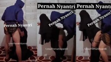 Hijabers Istri Solehot Jadi Budak Libur Ngajar