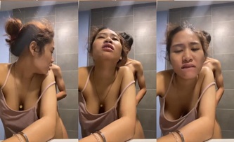 Dipaksa Ngewe Sama Satpam Ditoilet Mall