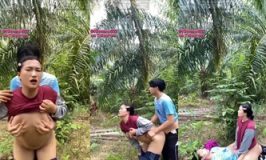 Abg Mesum Dikebun Sawit Sama Ibu Tiri