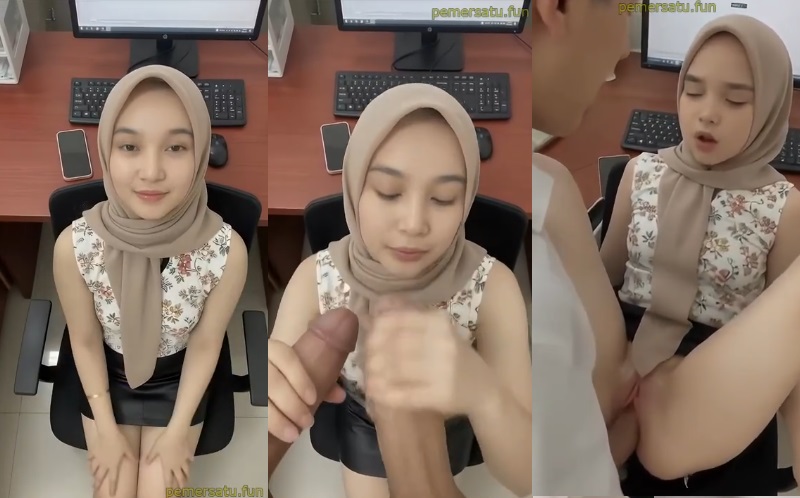 Bokepindo – Jilbab Muda Karyawan Digilir Teman Kantor