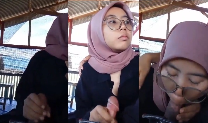 Hijab Memastikan Kondisi Sekitar Aman
