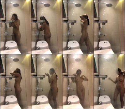 Mandi Malam Hari Chessty Sekalian Masturbasi