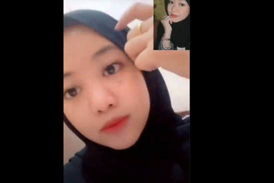 Nisa Cewek Jilbab Cantik Gemoy Vcs Colmek Bugil