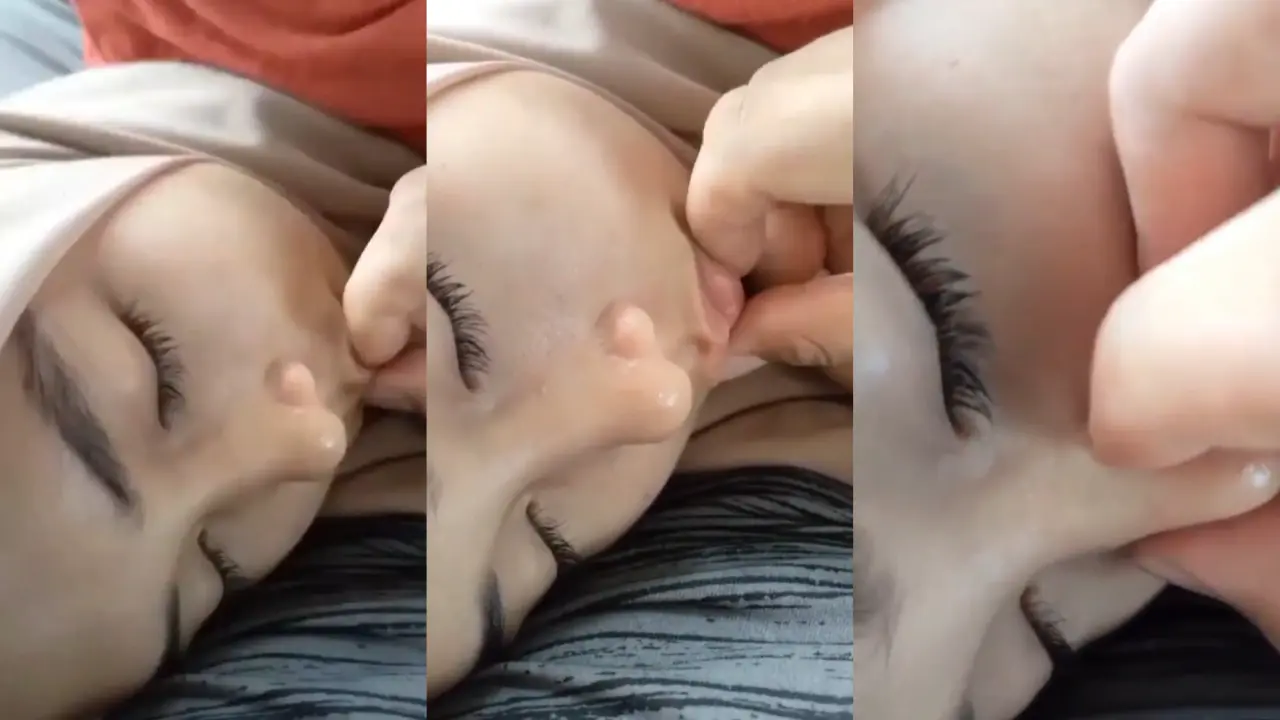 1000285943