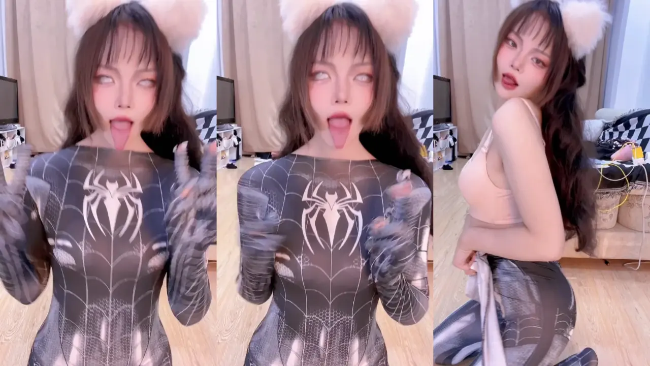 『小芽芽』_蜘蛛侠制服自慰玩穴__Bodysuit___Spider_Girl_Porn