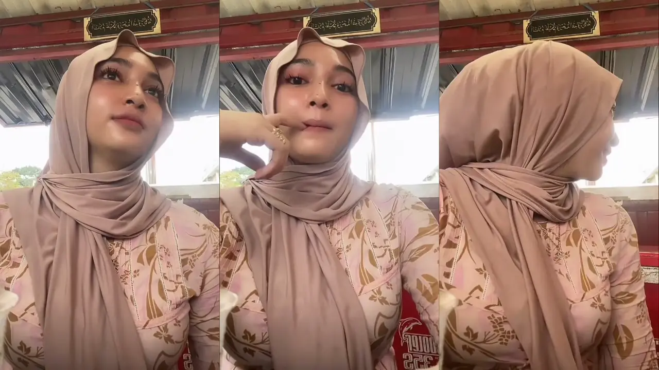 Detik2_penjual_es_boba_buka_kancing_baju_buat_yg_gift_singa(720p)