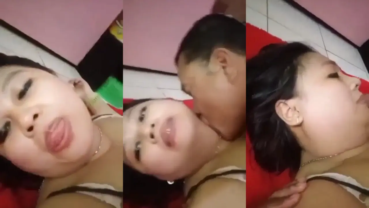 Menikmati Memek Tembem STW Gemoy