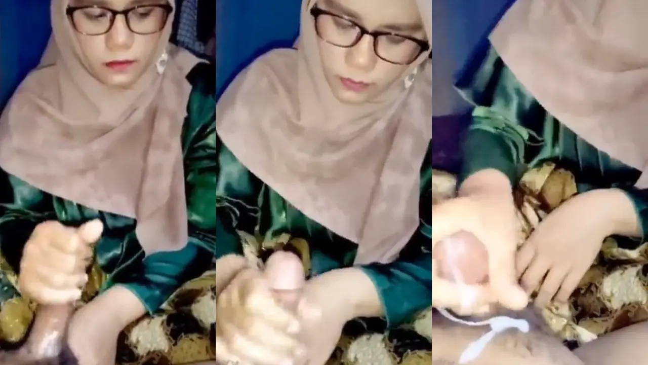 Murid di Paksa Bu Guru Hijab sampe crot