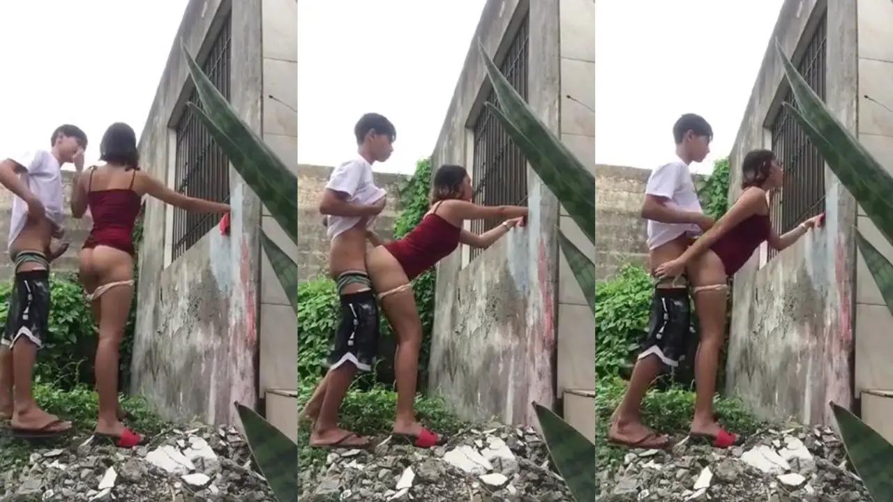 Ngentot di belakang rumah sama tetangga