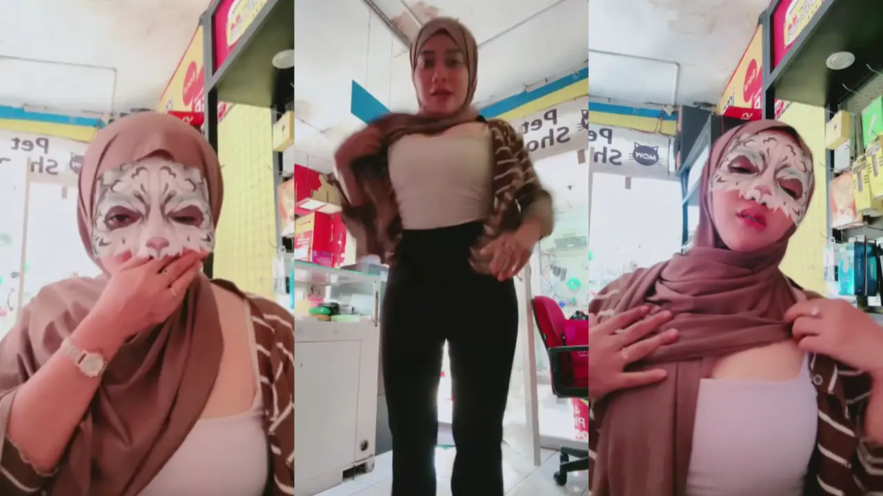 Suci Hijab Penjaga warungNekat Ngemut DiTrmpt sambil Pamer aaset