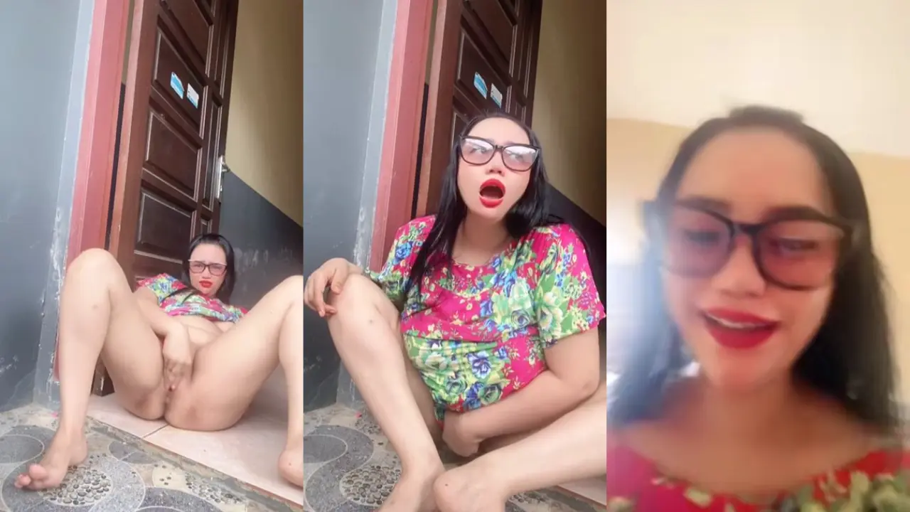 Tante colmek depan rumah sampai pipis
