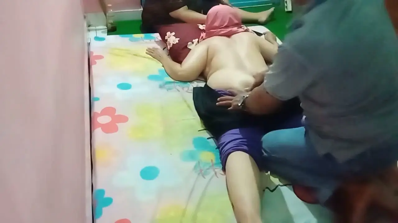 Tujang pijet jawa
