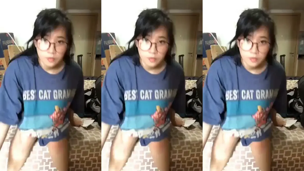 Yang lagi viral cindo diruang tamu