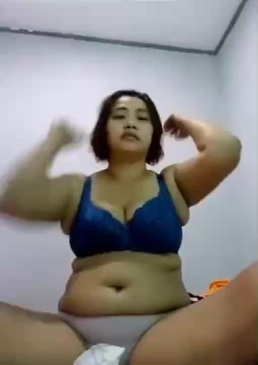 Cam Cewe Show Bilang Gw Mau Tidur Bh Biru