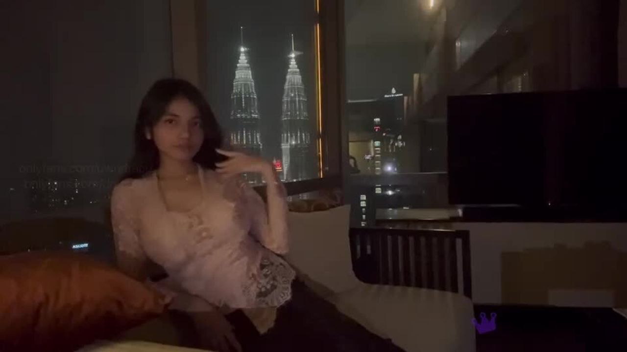 Draculin Uwudracu Kebaya Sex Tape in KL