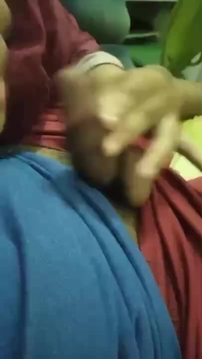 Nyuruh Pacar Ngulum Bangku Hijau