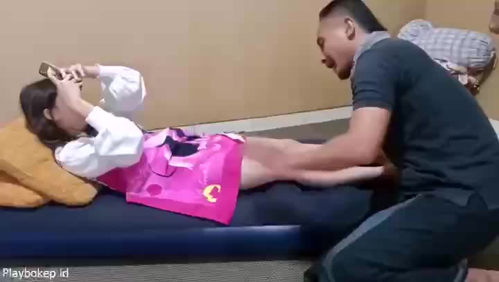 Prank Pijet Bikin Penasaran