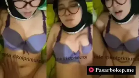Indo ABG Kerudung Hyper Parah Kenceng Banget Saking Sangenya