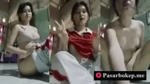 Indo Cesi Ciya Pose Sange Langsung Colmek Keenakan main meki