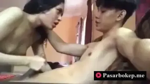 Indo Gadis Mesum Nyepong Nikmat Banget